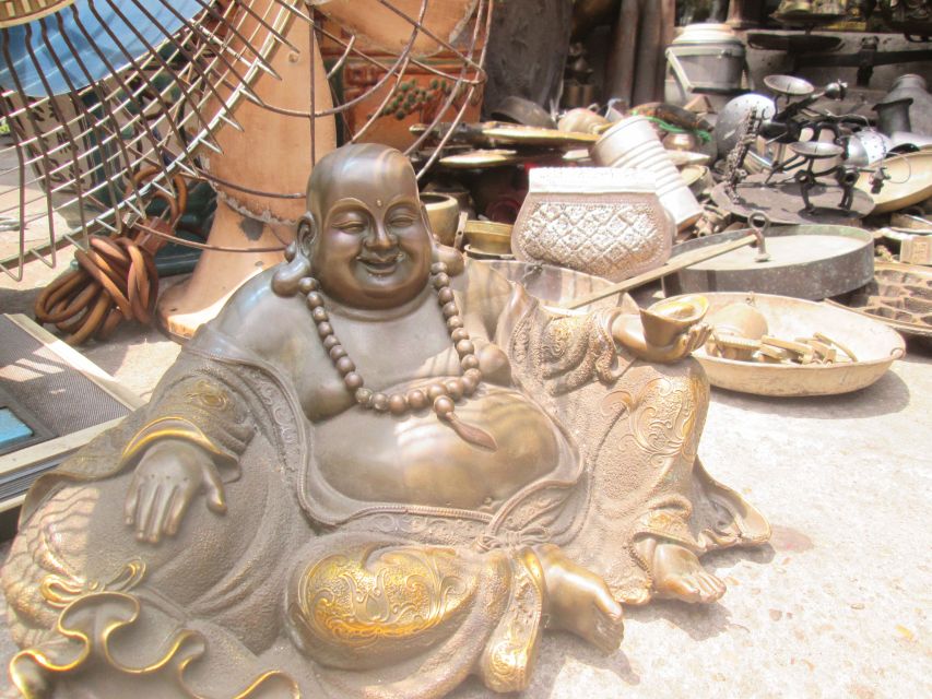 Ho Chi Minh City: Saigon Morning Markets Tour by Motorbike - Floating markets and less polished neighborhoods