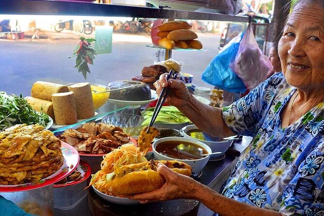 Hoi An Ancient Town - Night Market Street Food Tours By Night - Who should book this experience