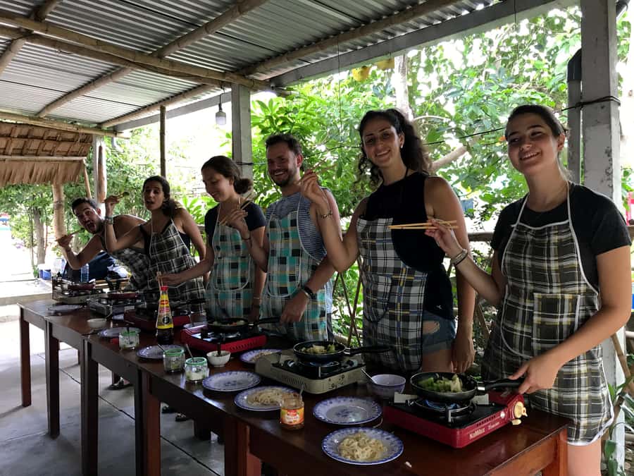 Hoi An: Coconut River Boat Eco - Cooking Class - Market Tour - From the city to Cam Thanh village