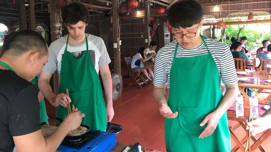 Hoi An Cooking Class - Local Market Experience -River Cruise - From handmade noodles to four cooked dishes