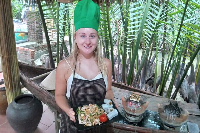 Hoi An Cooking Class(Market,BasketBoat Crabfishing&Cooking Class) - Two hours of hands-on Vietnamese cooking
