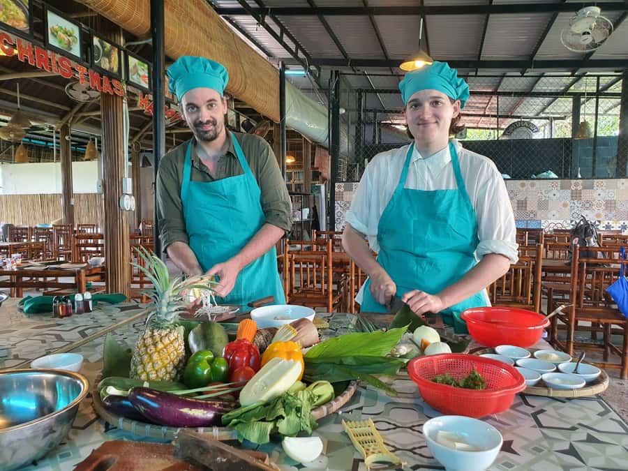 Hoi An Cooking Class With Market and Bamboo Basket Boat Tour - 10:45 AM: choose four dishes and start cooking