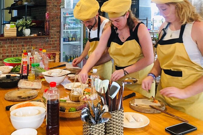 Hoi An Local Market and Vegetable Village Cooking Class - Three hours with Chef Hai