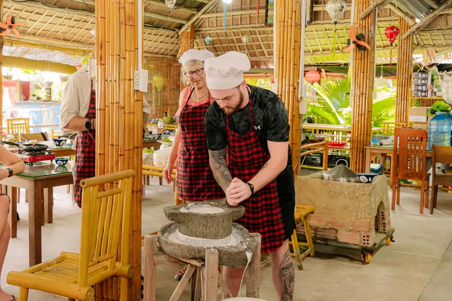 Hoi An: Market Experience with Optional Fishing and Cooking - Should you book the market, boat, and cooking experience?