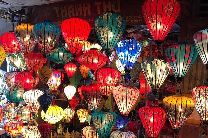 Hoi An Night Market with Hoi an walking Tour , Colourful Lanterns, Boat Ride - The guides make the biggest difference
