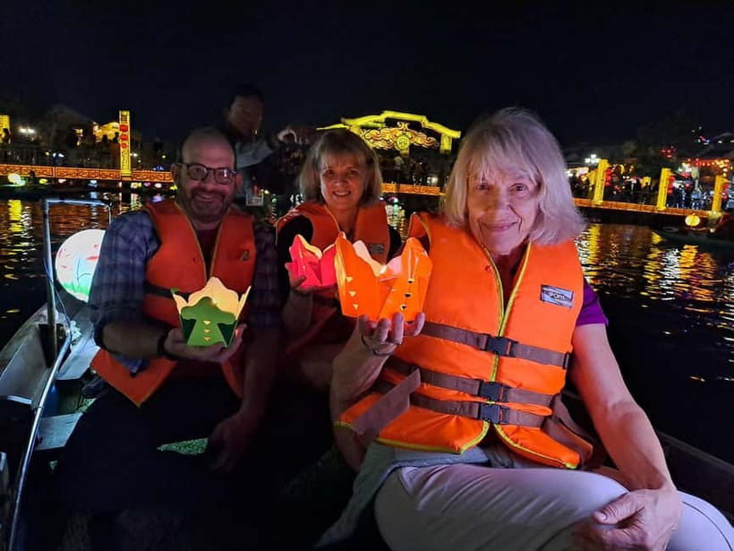 Hoi An Street Food, night market and lantern boat ride - Key details at a glance