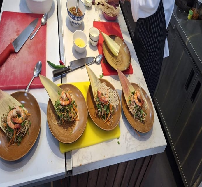 Hoi An:Vegetarian Cooking Class & Explore Market wChef Thanh - Who will enjoy this most