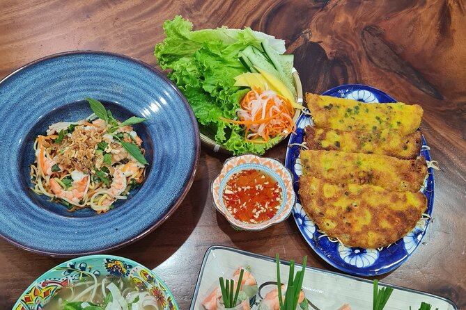 Home Cooking Class: Market, Garden and cooking 4 dishes - The meal you make, and the social side of it
