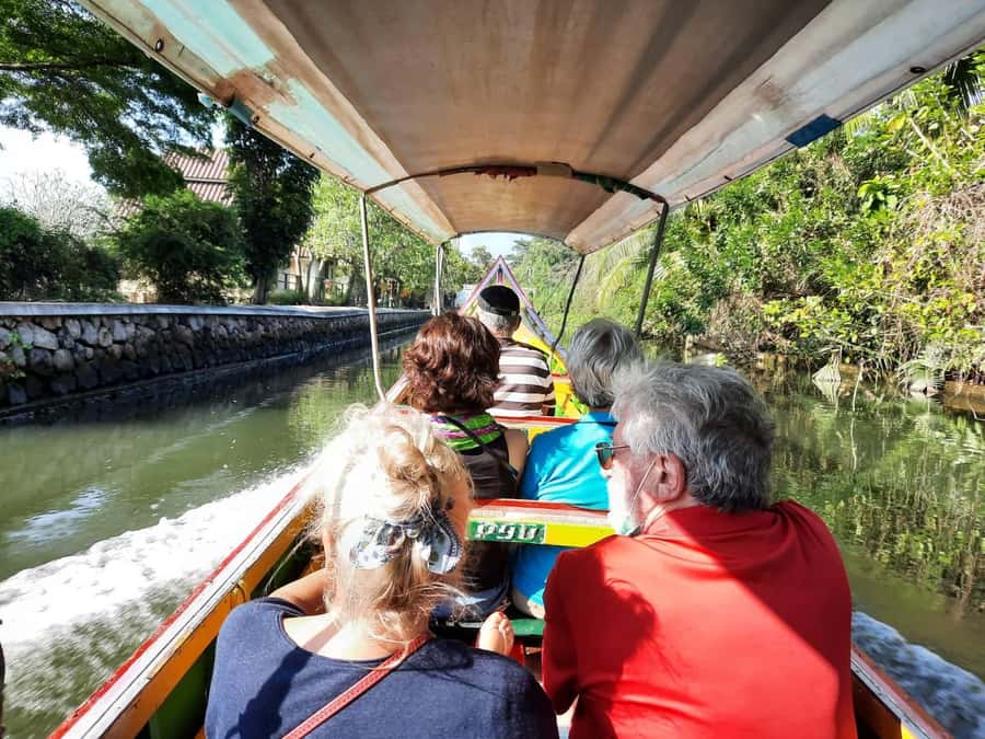 Hua Hin: Maeklong Railway & Amphawa Floating Markets Tour - Key points to know before booking