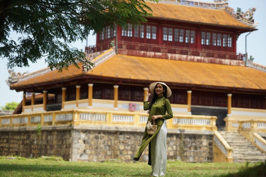 Hue:Deluxe Walking tour to Imperial City and Dong Ba Market - Key points to know before booking