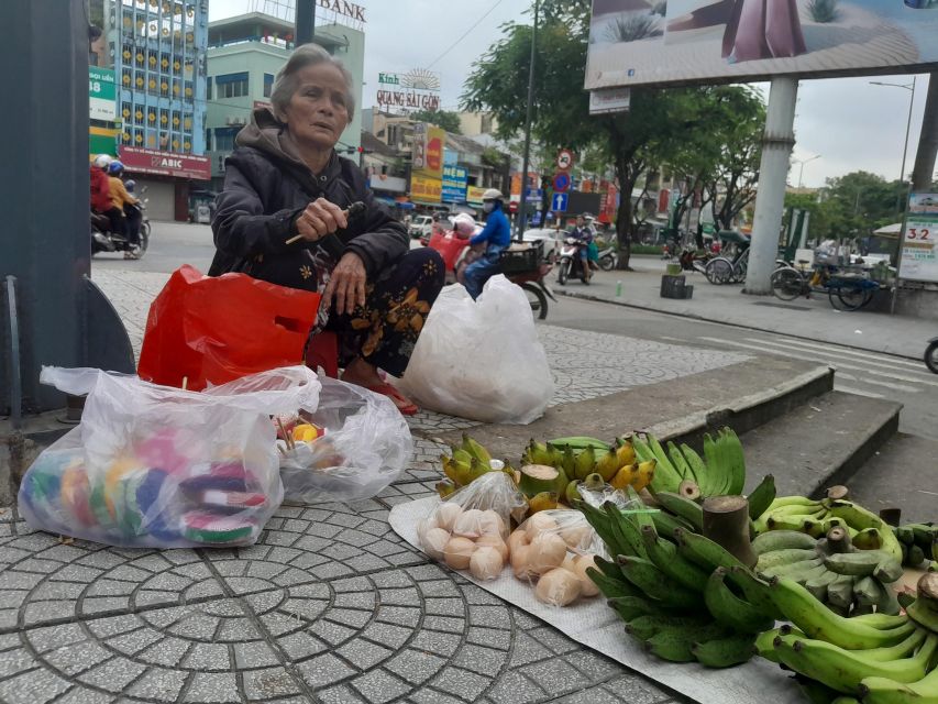 Hue:Deluxe Walking tour to Imperial City and Dong Ba Market - Should you book the Hue Imperial City and market tour?