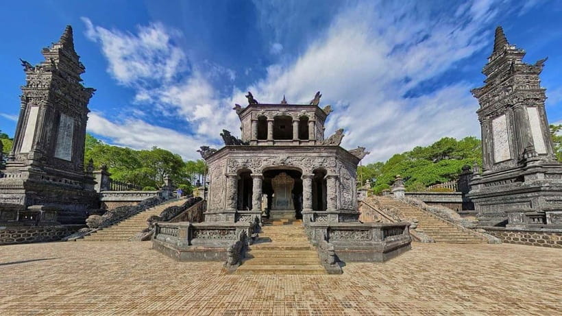 Hue: Dragon Boat Cruise, Imperial Citadel, & Market Day Trip - A full day built around Hue’s many faces