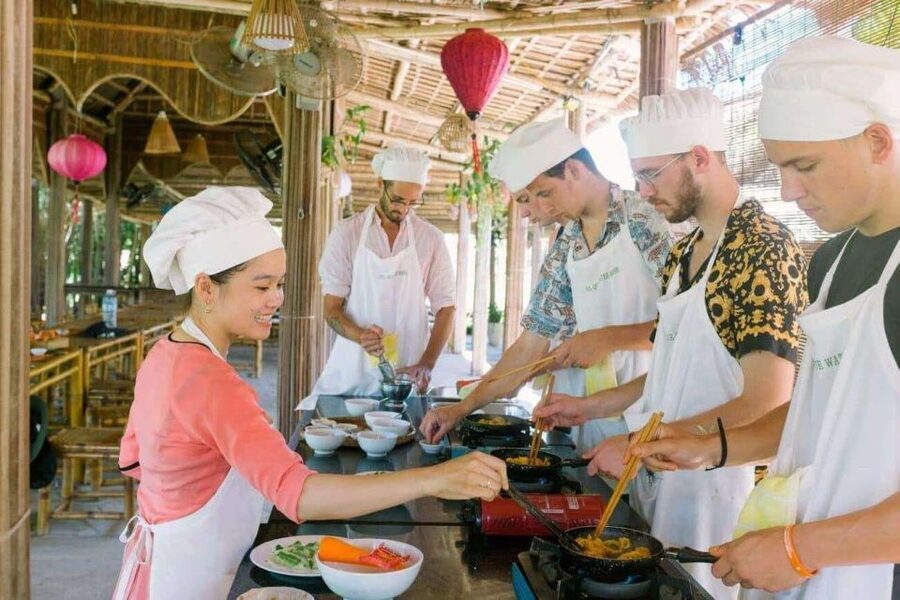 Hue: Vietnamese Cooking Class in Local Home & Market trip - The four dishes on the menu