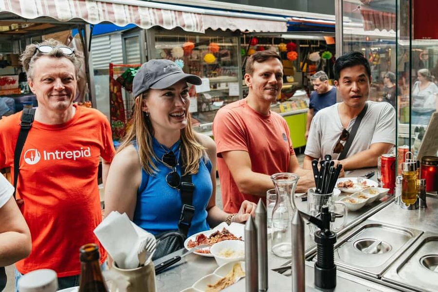 Hungry in Vienna? A Food Lover’s Coffee & Market Walk - Public transport to Vienna beyond District One