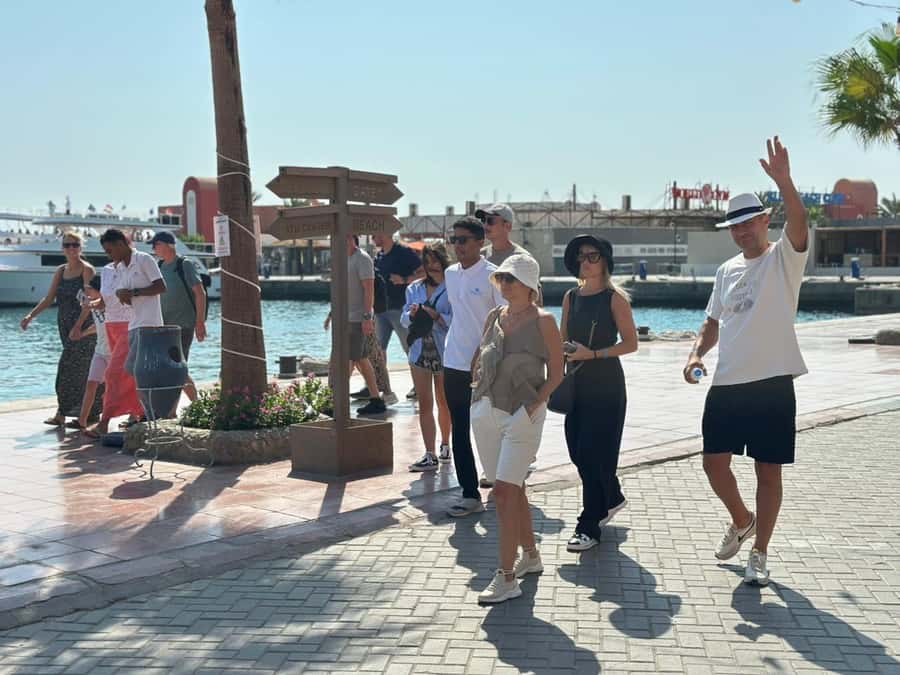 Hurghada: City Guided Tour with Local Market Stop - The harbor, shipyard, and fishing community
