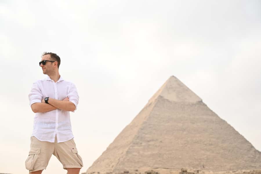 Hurghada: Giza Pyramids, Sphinx, Museum & Old Souq Day Trip - Key points to know before booking