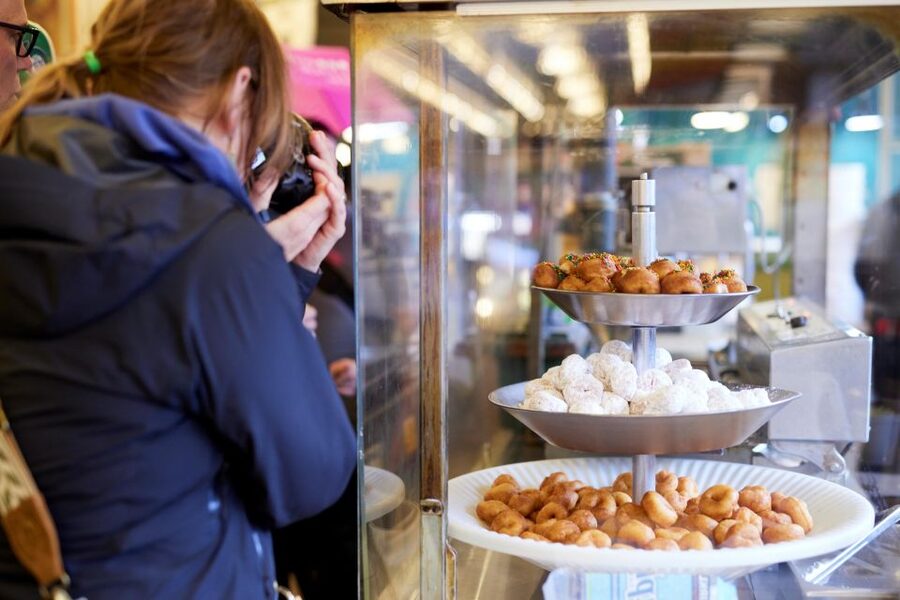 Insider's Breakfast and Culture Tour of Pike Place Market - Market Spice and Seattle’s cinnamon orange tea
