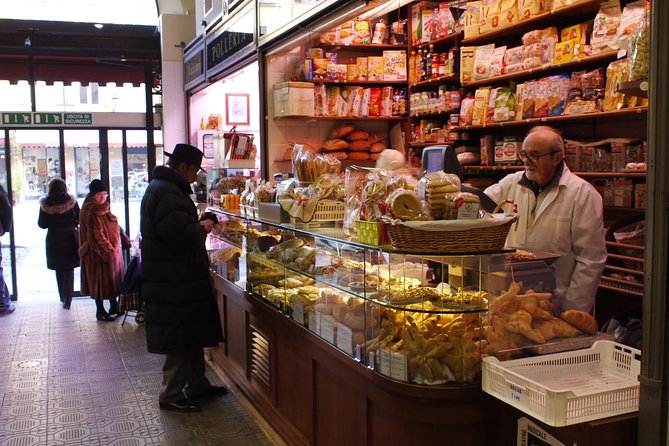 Intimate Modena Food Tour: Market & Local Secrets (Max 8) - Starting at Piazza Grande beside the Pietra Ringadora