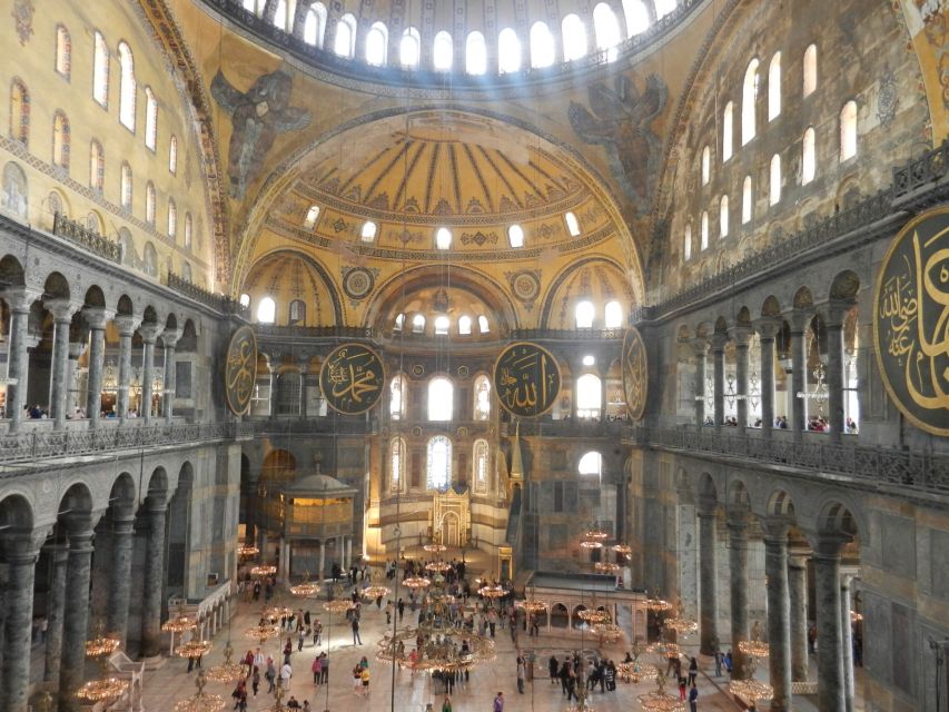 İstanbul: Full-Day Tour with Grand Bazaar - The Hippodrome and the remains of Constantinople