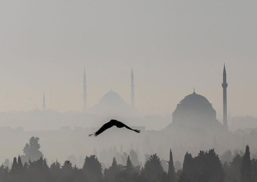 Istanbul: Hagia Sophia, Blue Mosque, Cistern & Bazaar Tour - Hagia Sophia, where eras overlap
