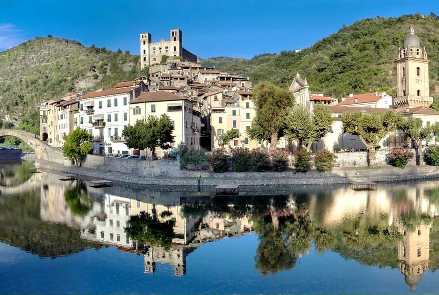 Italian Coast & Market: Full-Day Small Group Trip - Dolceacqua, where the day finds its character