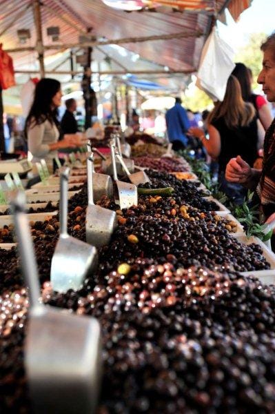 Italian Coast & Market: Full-Day Small Group Trip - San Remo market time, old streets, and mixed expectations
