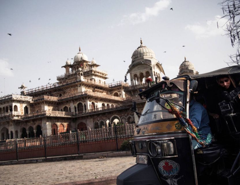 Jaipur Sightseeing by Tuk-Tuk: Temples, Palaces & Markets - Jal Mahal: a scenic pause by Man Sagar Lake