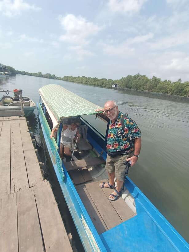 Kampot Countryside include Pepper farm,Kep crab market beach - Kampot Pepper at the Plantation