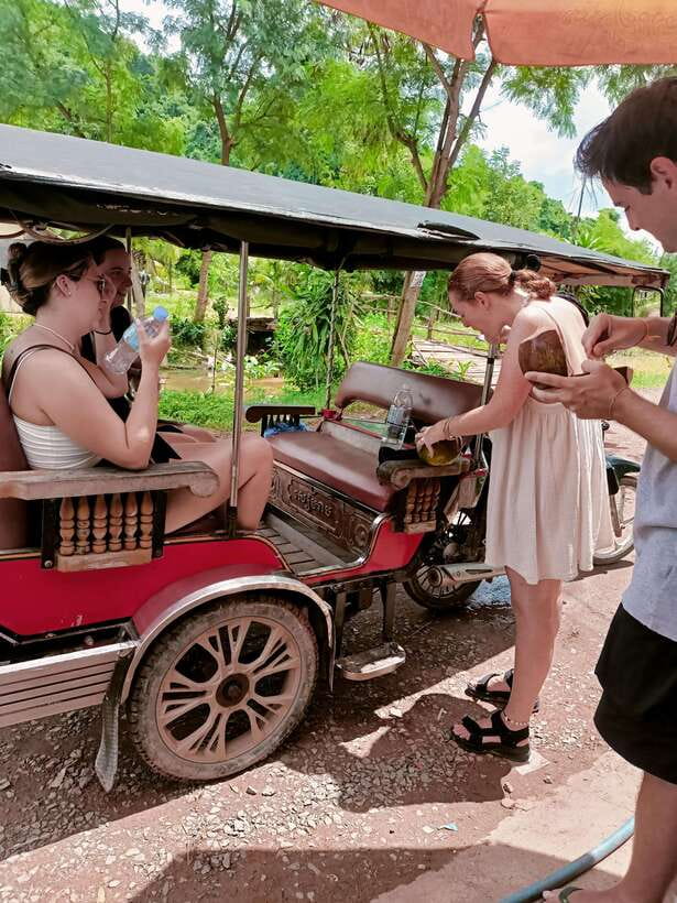 Kampot Countryside include Pepper farm,Kep crab market beach - Phnom Chhngok and Its 203 Steps