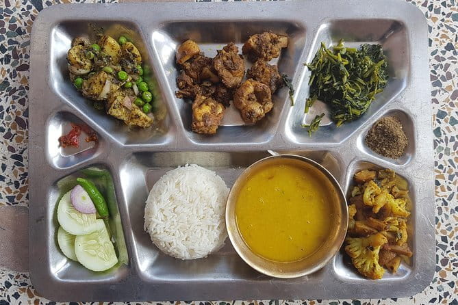 Kathmandu Food Crawl & Market Tour - The guide makes the difference