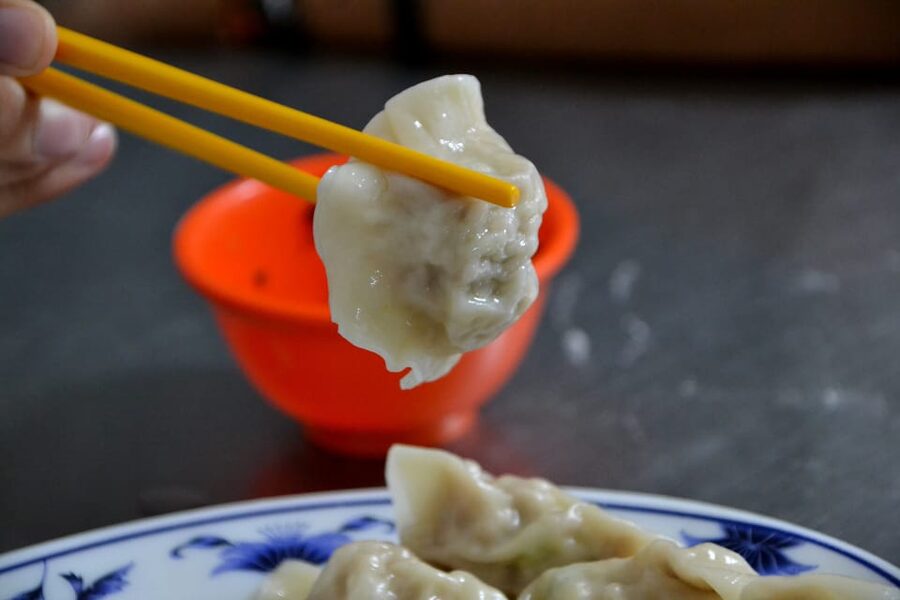 Keelung Half-Day Food Tour: Explore Day & Night Markets - Food stops beyond the main market