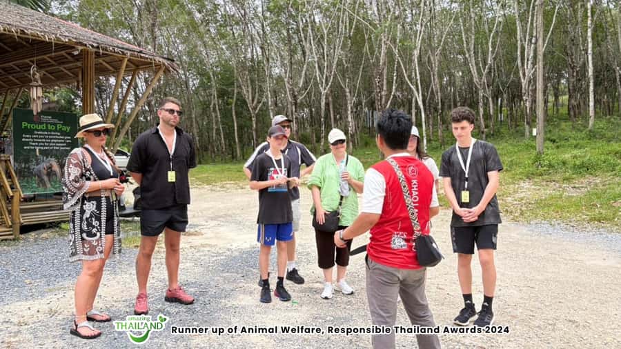 Khaolak Guide Tour to Sunday Market and Rescured Elephant - Who will enjoy this excursion most