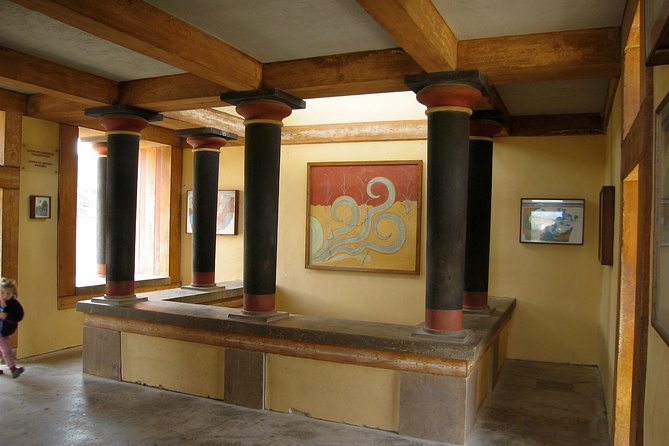 Knossos Palace guided tour - Heraklion City tour + market - Heraklion’s old center, market, and harbor