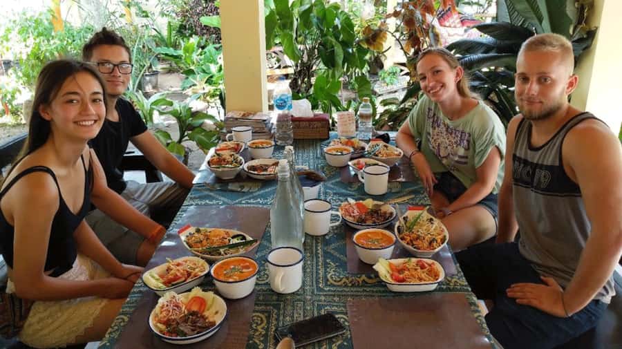 Koh Samui: Thai Cooking Class with Local Market Tour - What the $93 price really covers
