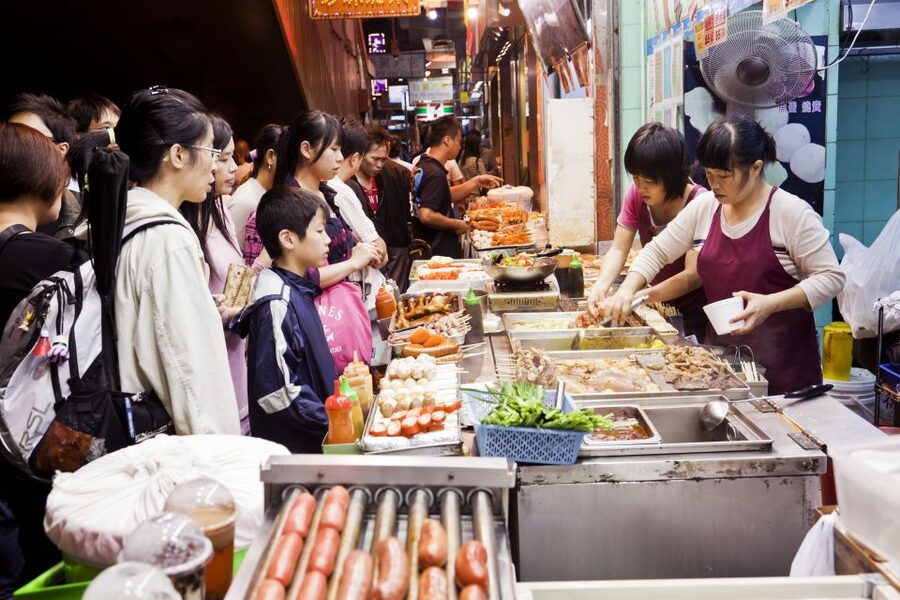 Kowloon: Private Night Markets & Street Food Experience - Street food with six to eight chances to try something new
