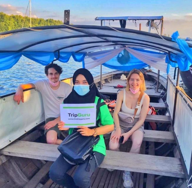 Krabi: Private Sunset Boat Trip and Night Market Tour - Returning to shore for Krabi’s night market