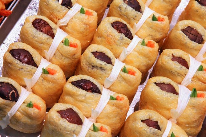 Kuromon Market Food Walking Tour in Osaka (6 stops, 6 tastes) - Why Kuromon Market Makes a Good First Food Stop
