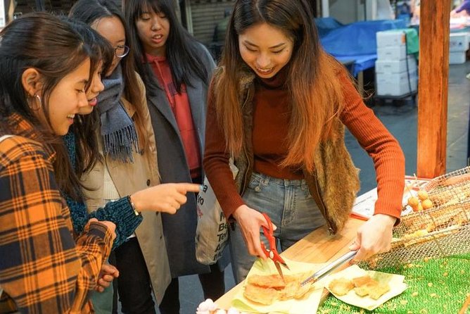 Kuromon Market Food Walking Tour in Osaka (6 stops, 6 tastes) - Weather, Clothing, and Walking Pace
