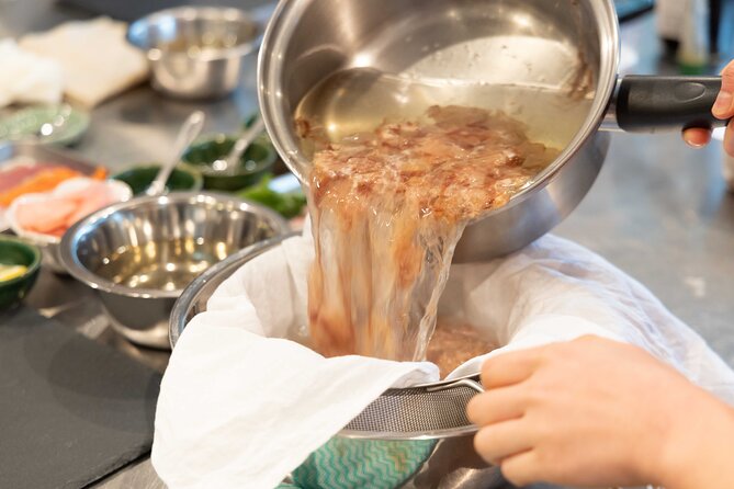 Kyoto: Enjoy Sushi & Market Tour! Best for Family & Couple! - Vinegar rice is the foundation of the class
