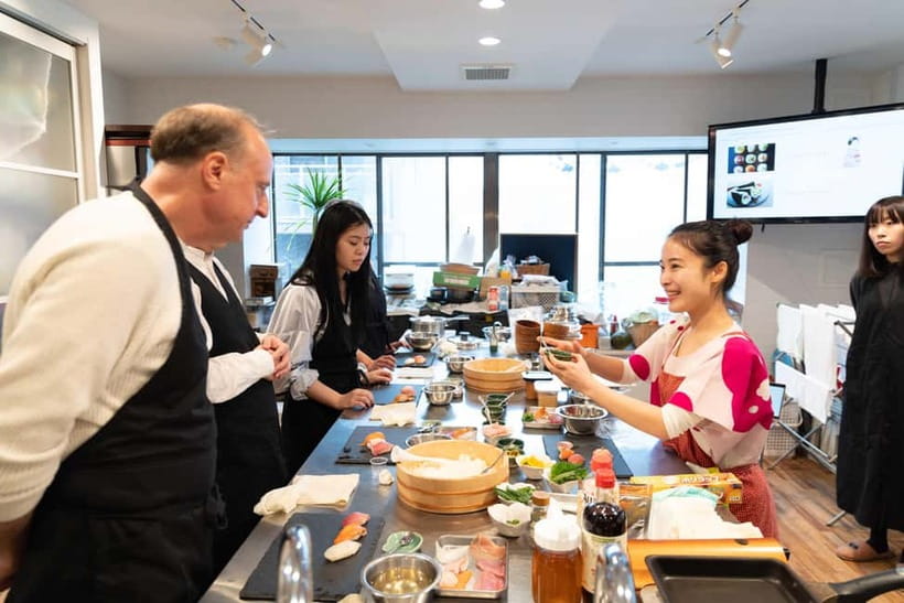 Kyoto: Enjoy Sushi & Market Tour! Best for Family & Couple! - Seasonal Kyoto tips are a useful extra