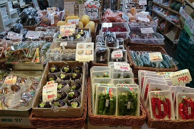 Kyoto Nishiki Market Food and Culture Walking Tour - Stop three: 20 minutes along Shinkyogoku
