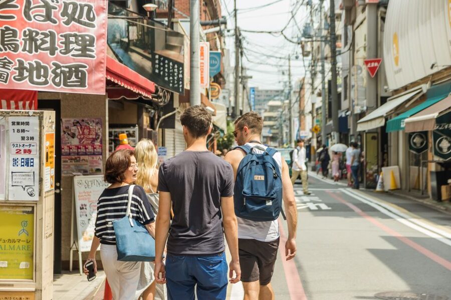 Kyoto: Nishiki Market Food Tour - Lunch and tea make the price easier to judge