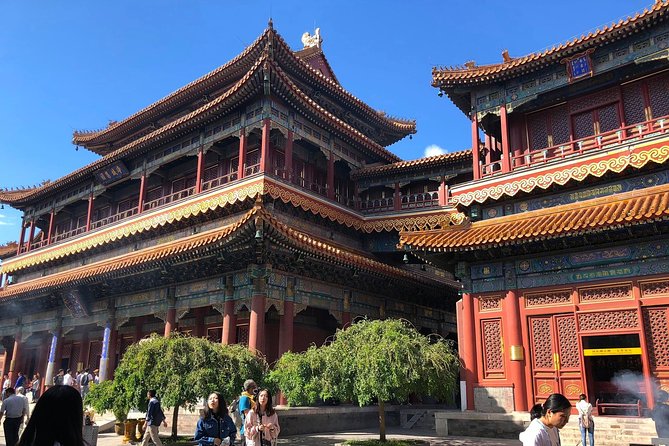 Lama Temple, Hutong and Silk & Pearl Market Private Day Tour - Starting at Lama Temple, Beijing’s 260-year-old place of prayer