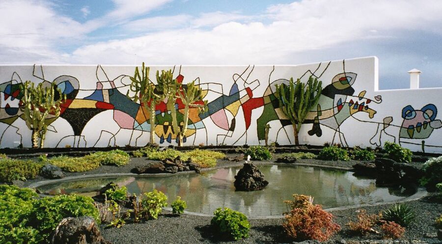 Lanzarote: César Manrique & Teguise Market from Cruise Port - Booking tips for a smoother morning