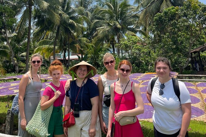 Largest Floating Market, Wild Small Canal System & Organic cocoa - Guide quality, comfort, and the early start