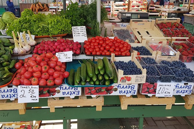 Latvian food tasting tour at Riga Central market - Vegetarian and vegan advice