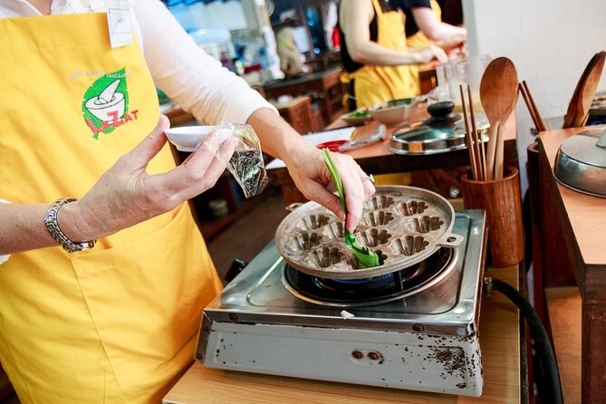 LaZat Malaysian Cooking Class - Starting at Kuala Lumpur’s wet market