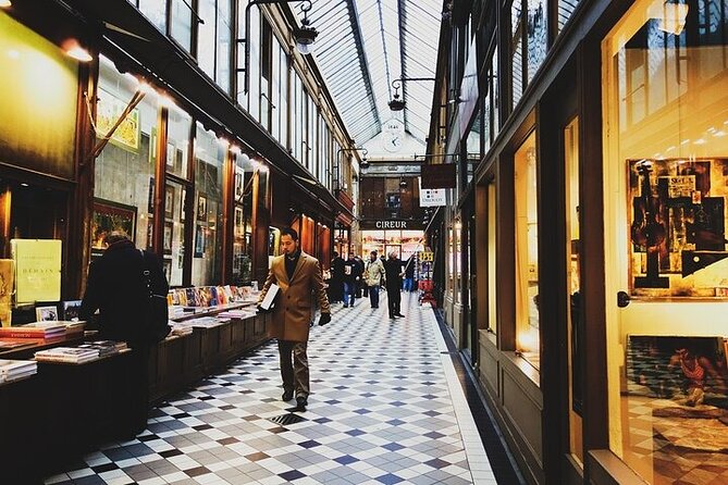 Les Puces de Saint Ouen Flea Market Private Tour in Paris - Marché Vernaison, the Oldest Part of the Visit