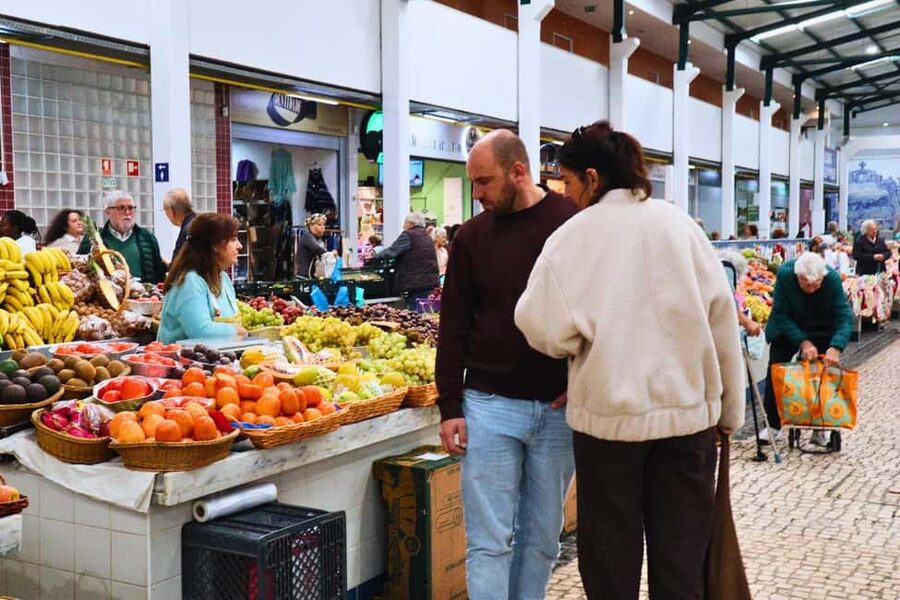 Lisbon: Setúbal Market and Wine tour with Cooking class - Cooking Caldeirada de Peixe beside the sea