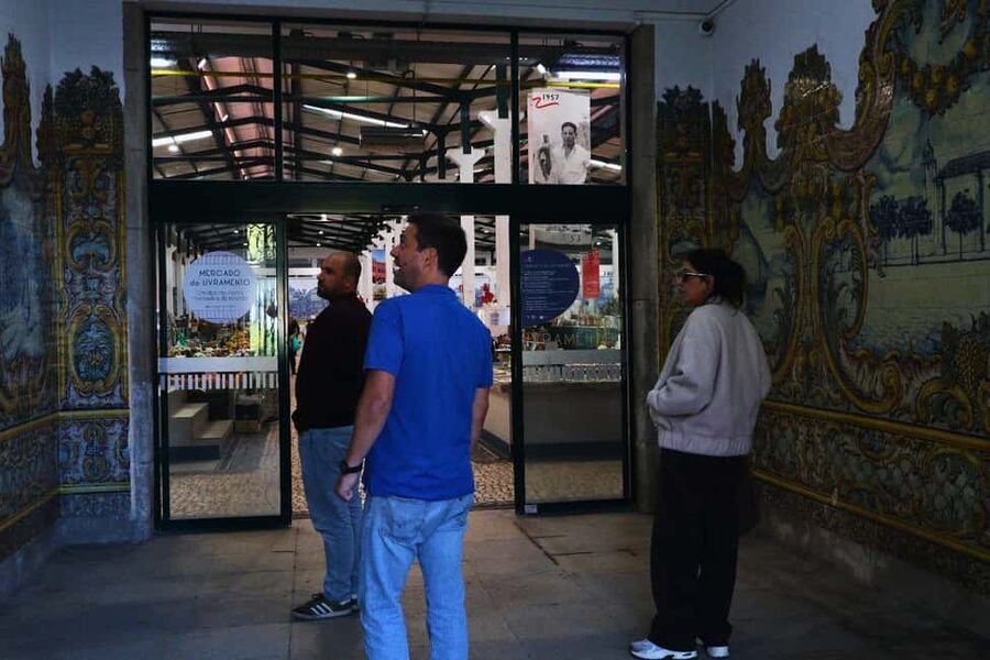 Lisbon: Setúbal Market and Wine tour with Cooking class - José Maria da Fonseca and Setúbal wine